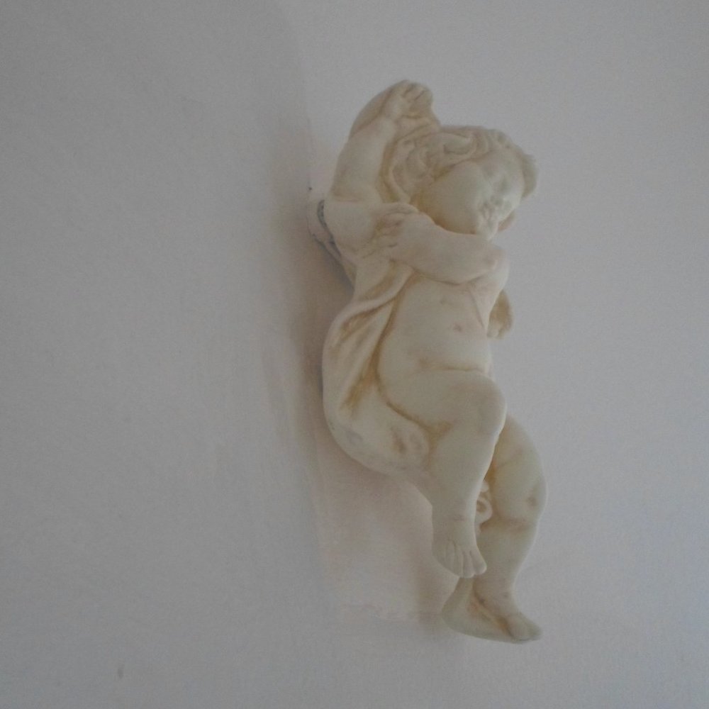 Cherubs 3-D Ceramic Wall Art / Décor - Picture 4 of 7